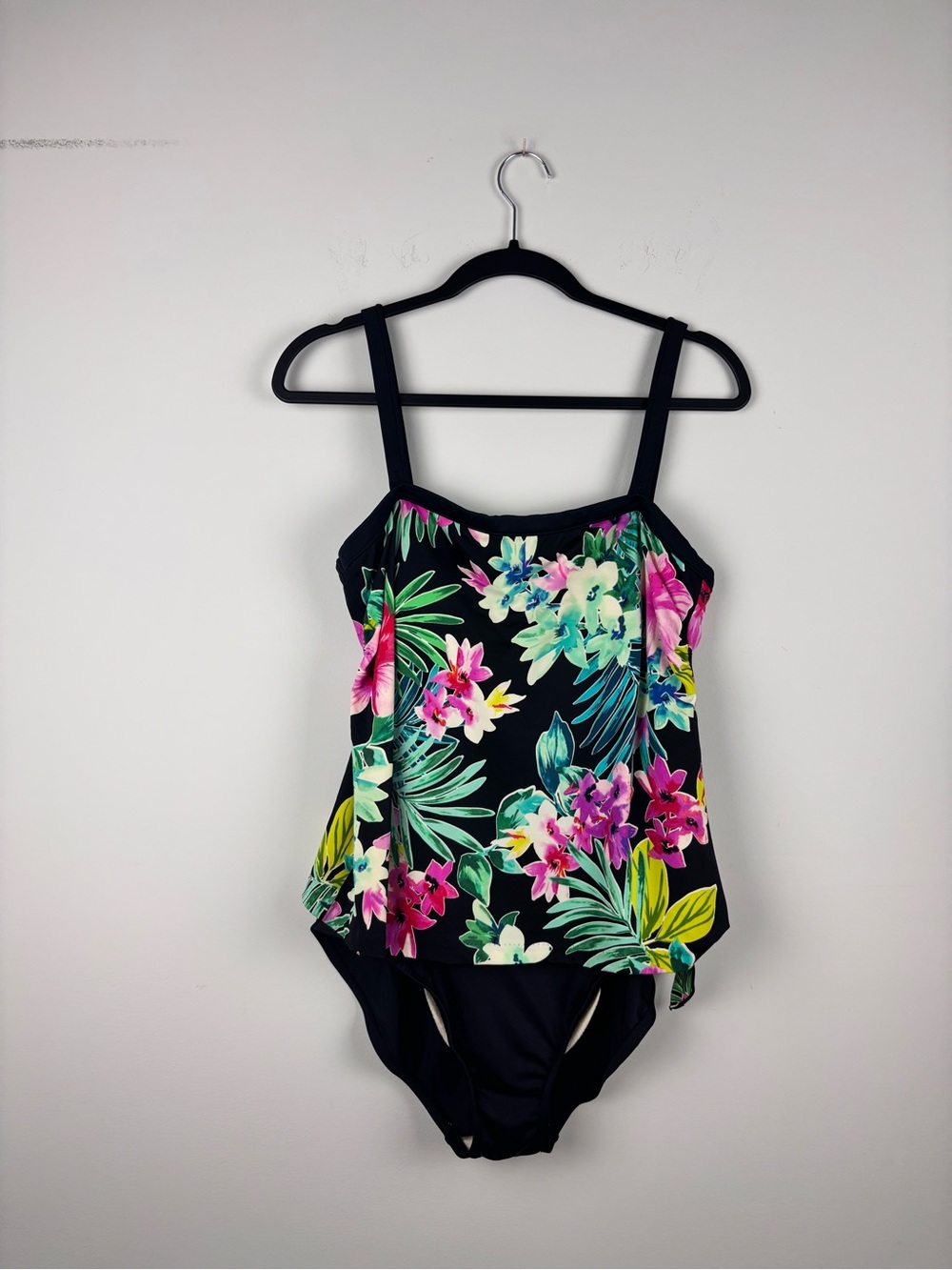 Maxine of Hollywood Women’s Sz 14 Tiered One Piece Tropical Floral Swimsuit